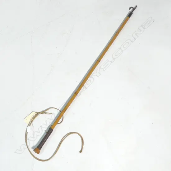 ALAN PYE'S HARDYS BOAT HOOK. ORIGINAL LANYARD HANDLE re-bound and varnished by MIKE HUCKS. Circa 1935. 1270mm