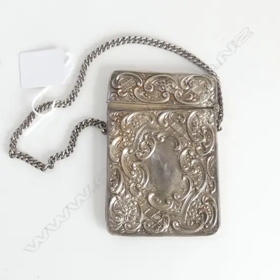 BIRMINGHAM 1912 SILVER EMBOSSED CARD CASE on CURB CHAIN HANDLE 80gms