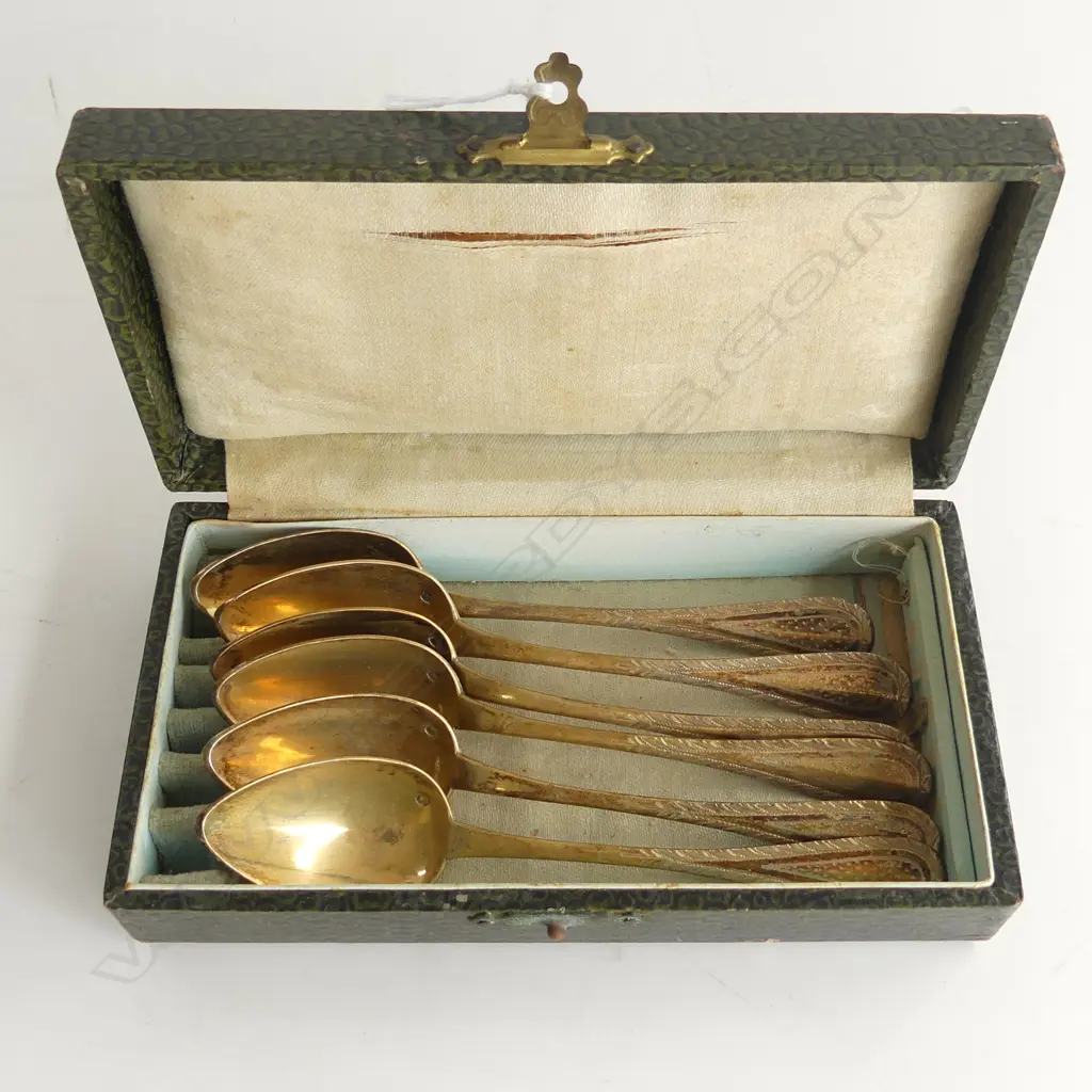 (25097) SET OF 5 FRENCH SILVER TEASPOONS WITH ORIGINAL GILDING IN ORIGINAL BOX Image 1++