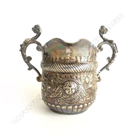 STG SILVER CHRISTENING CUP, LONDON 1887 154gms