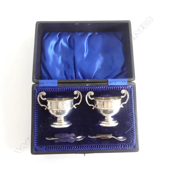 PR STG SILVER TROPHY SALTS, SHEFFIELD 1904/05 61gms CASED