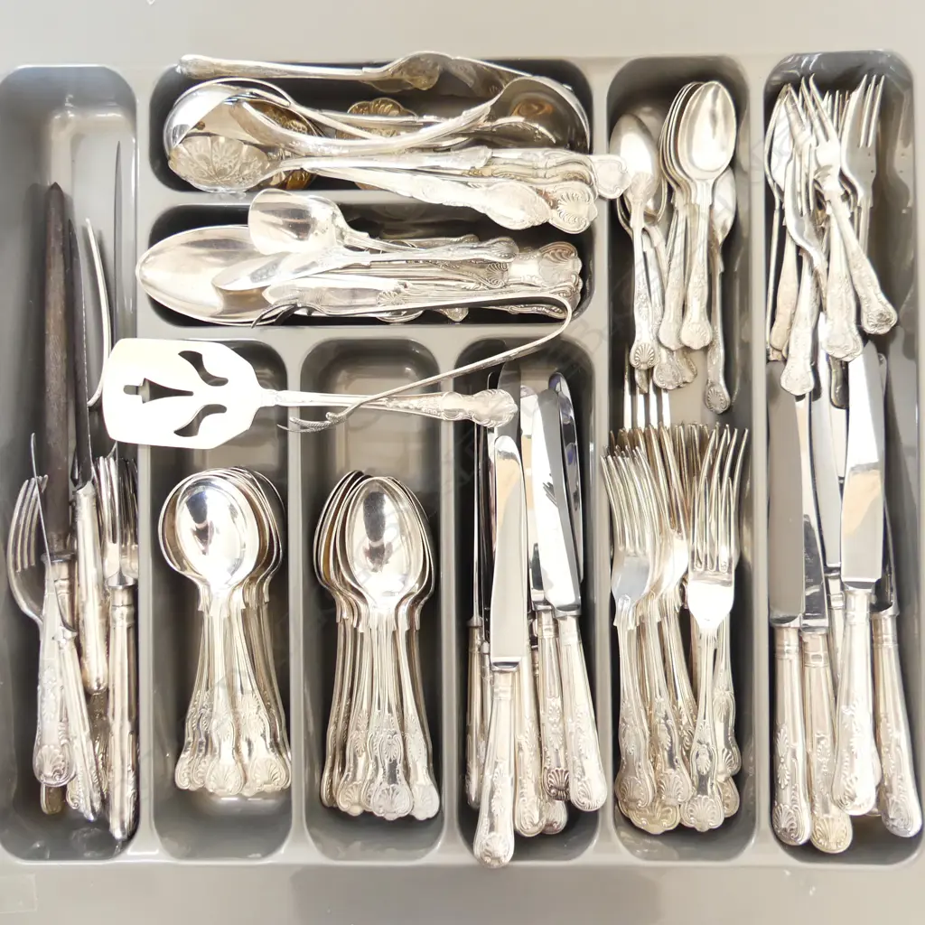LG TRAY SILVER PLATE KINGS PATTERN CUTLERY Image 1++