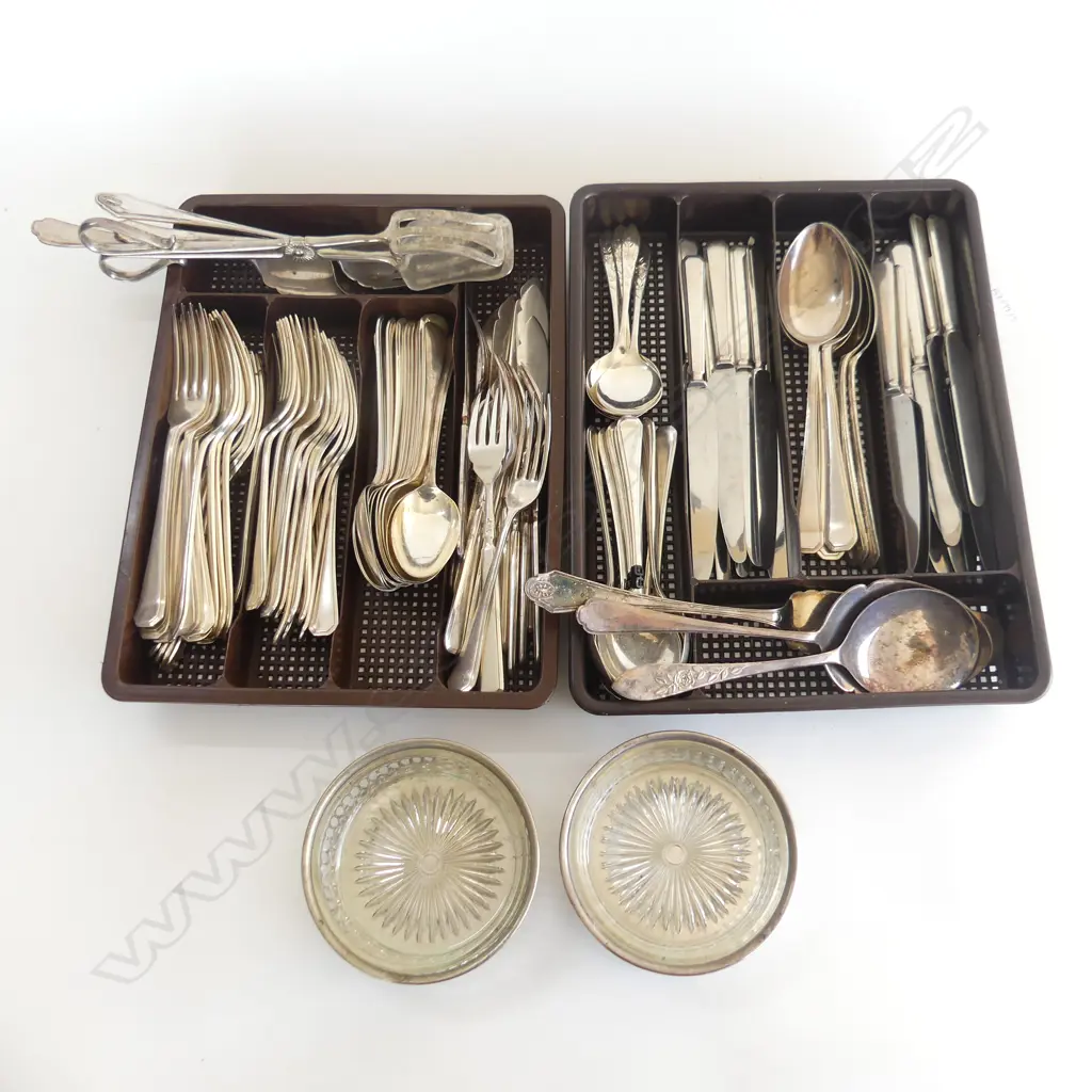 LG DECO SILVER PLATE CUTLERY SERVICE + PR EP WINE COASTERS Image 1++