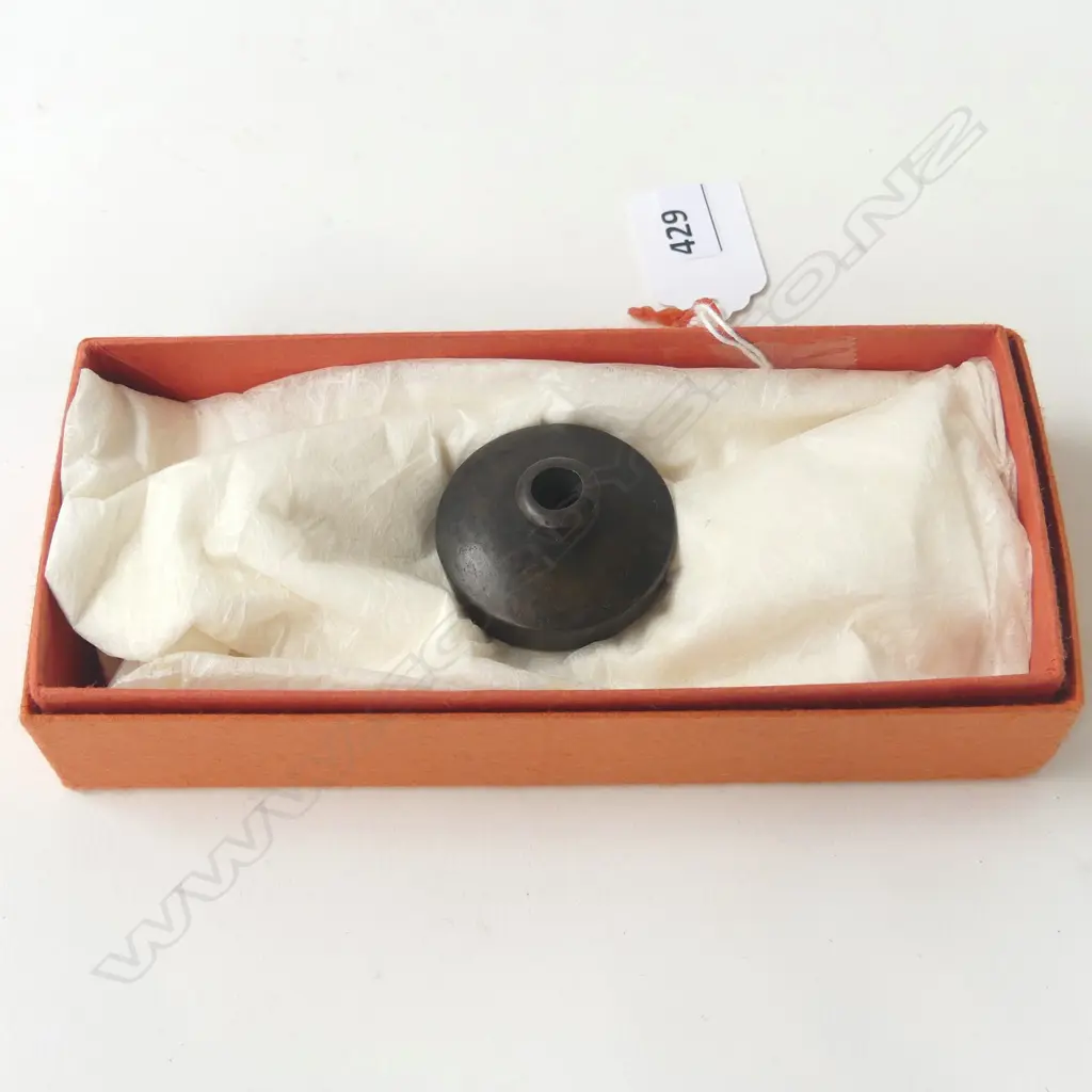 EDO PERIOD BRONZE WATER DRIPPER FOR CALLIGRAPHY H20 W39 MM Image 1++