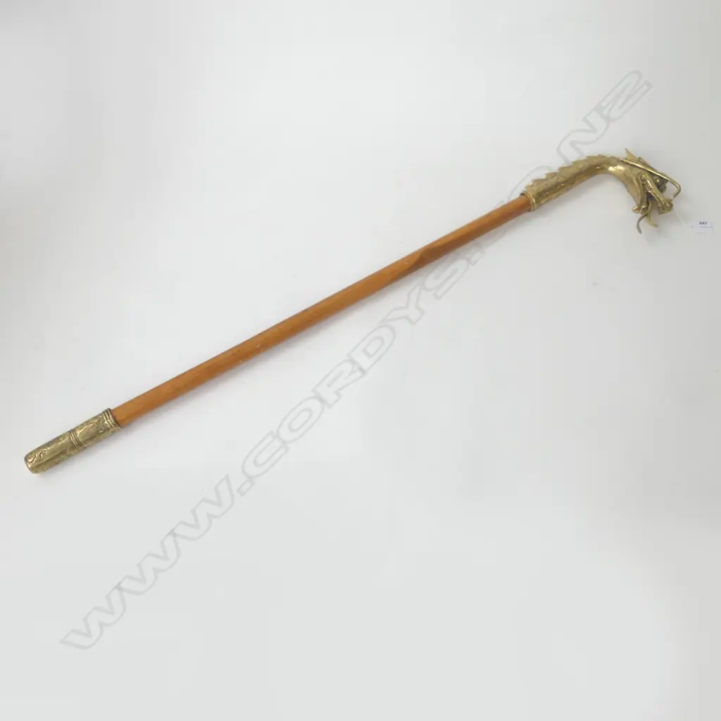 DRAGON HEAD WALKING STICK L.1050mm Image 1++