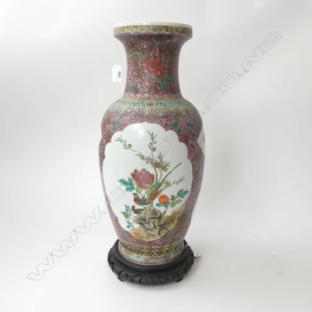 LARGE CHINESE FAMILLE ROSE VASE ON STAND H 520 MM Image 1++