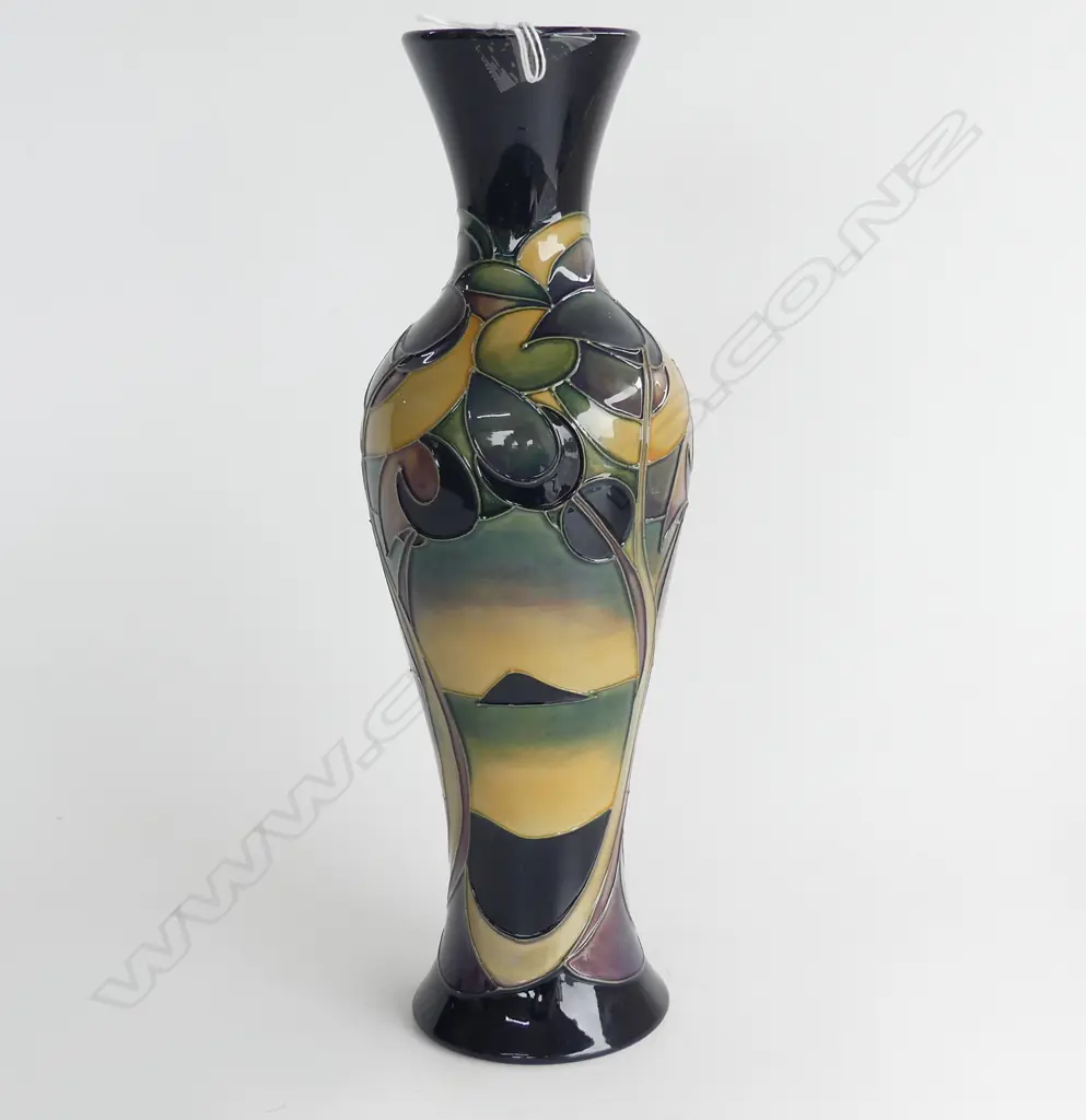 MODERN MOORCROFT VASE, HUGH EDWARDS 2006/7 SIGNED TO BASE H.310mm Image 1++