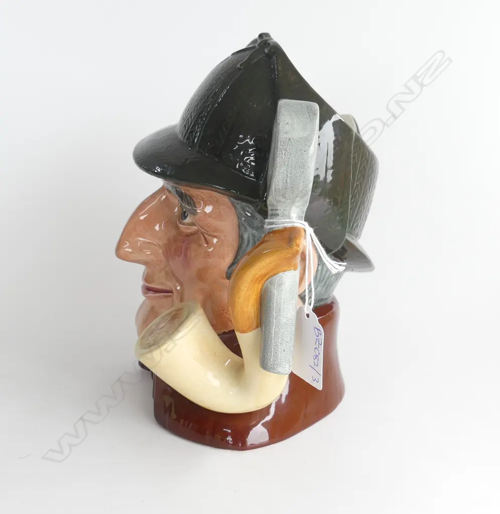 ROYAL DOULTON 'THE SLEUTH' CHARACTER JUG H.200mm Image 1++