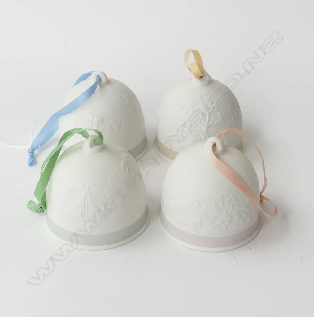 4 LLADRO SEASON BELLS; SUMMER, FALL, WINTER & SPRING H.75mm 80mm dia, 3 w. orig. boxes Image 1++