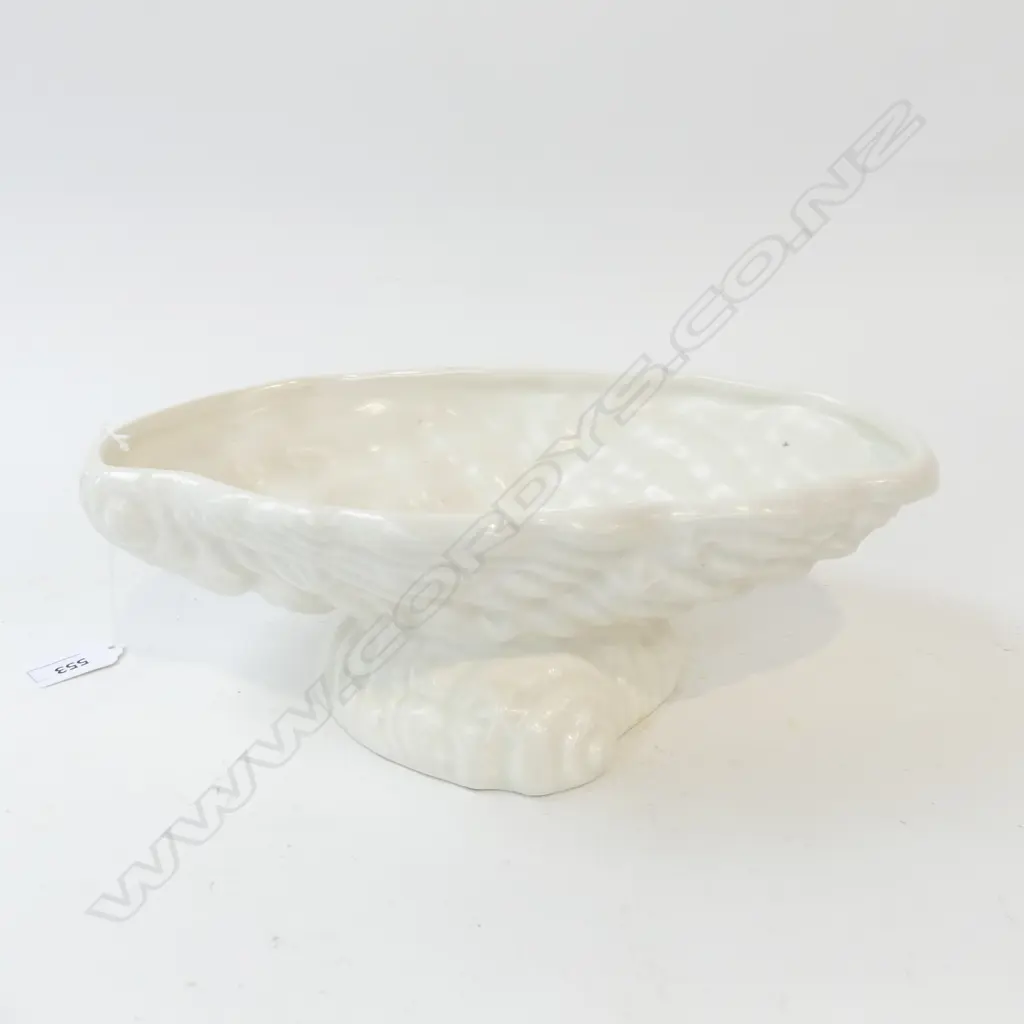LG WHITE GLAZED SHELL BOWL PROBABLY ENGLISH 310x210mm Image 1++
