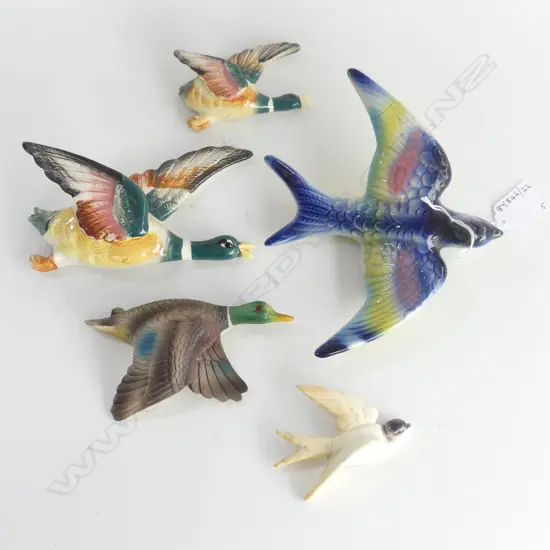 5 WALL BIRDS SOME DAMAGED  LARGEST 150MM