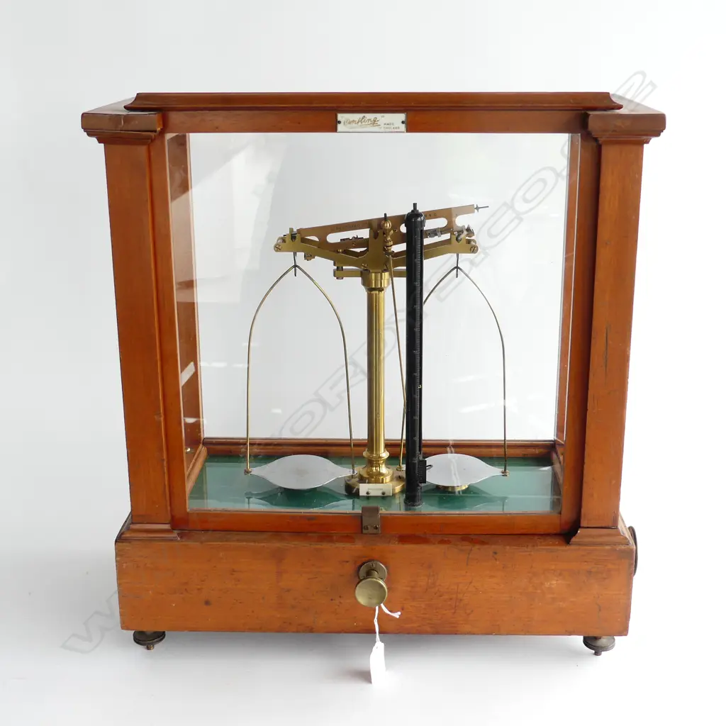 MAHOGANY CASED SCALES 'OERTLING' ENGLAND 490x220x525mm Image 1++