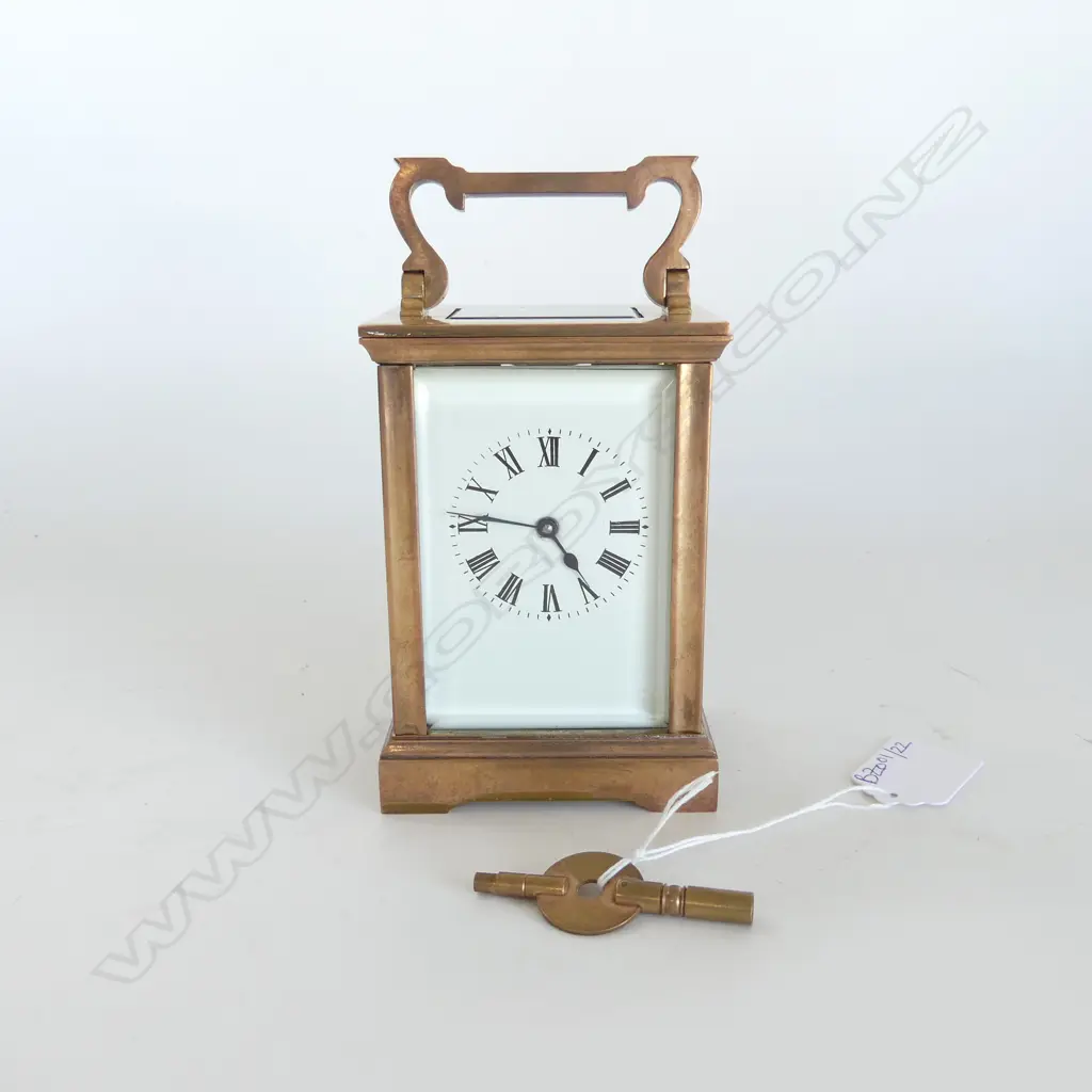 19thC FRENCH CARRIAGE CLOCK, WHITE ENAMEL FACE + KEY H.120mm (RUNNING) Image 1++