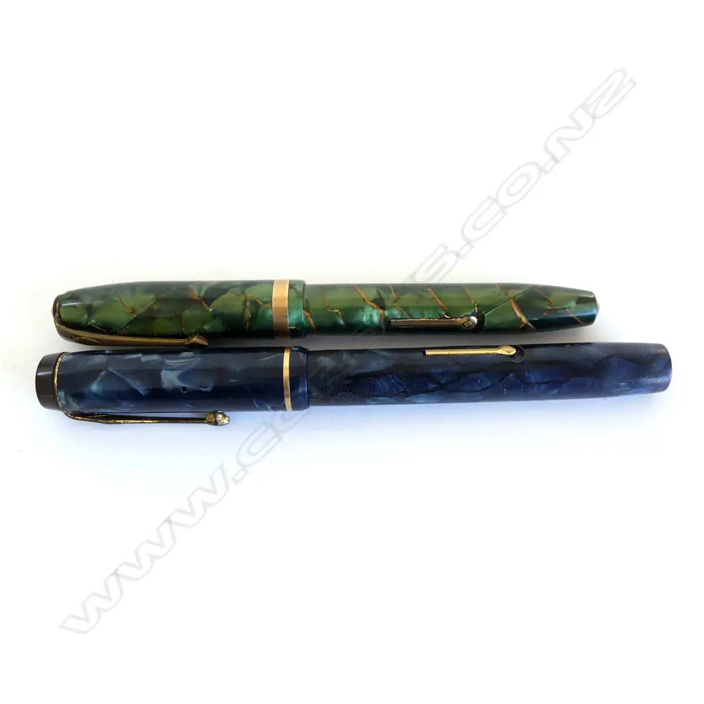 2 CONWAY STEWART FOUNTAIN PENS: 476 BLUE PEARL + 84 GREEN PEARL Image 1++