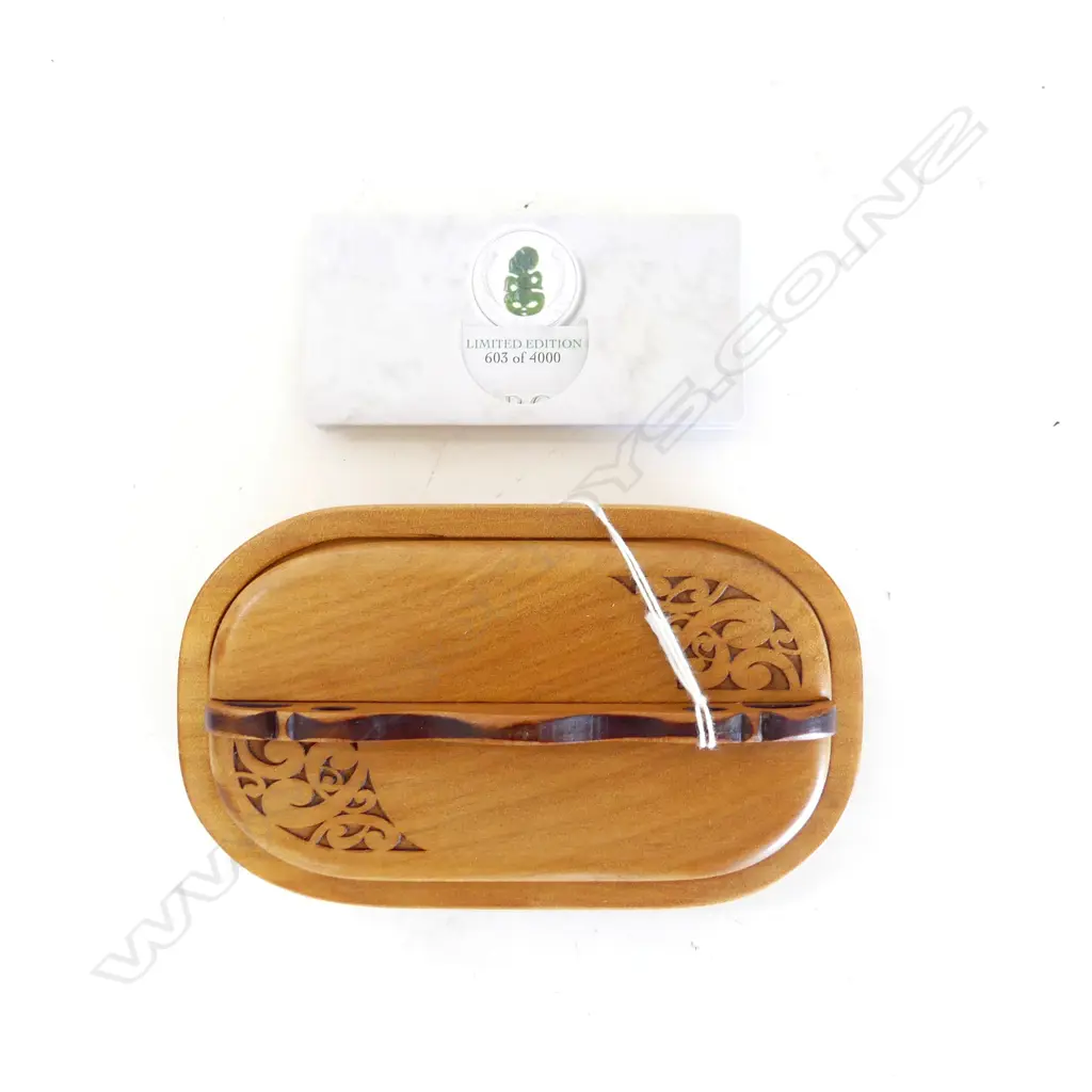 HEITIKI .999 SILVER $1 2010 PROOF COIN IN WAKA HUIA BOX ED. OF 400  Image 1++