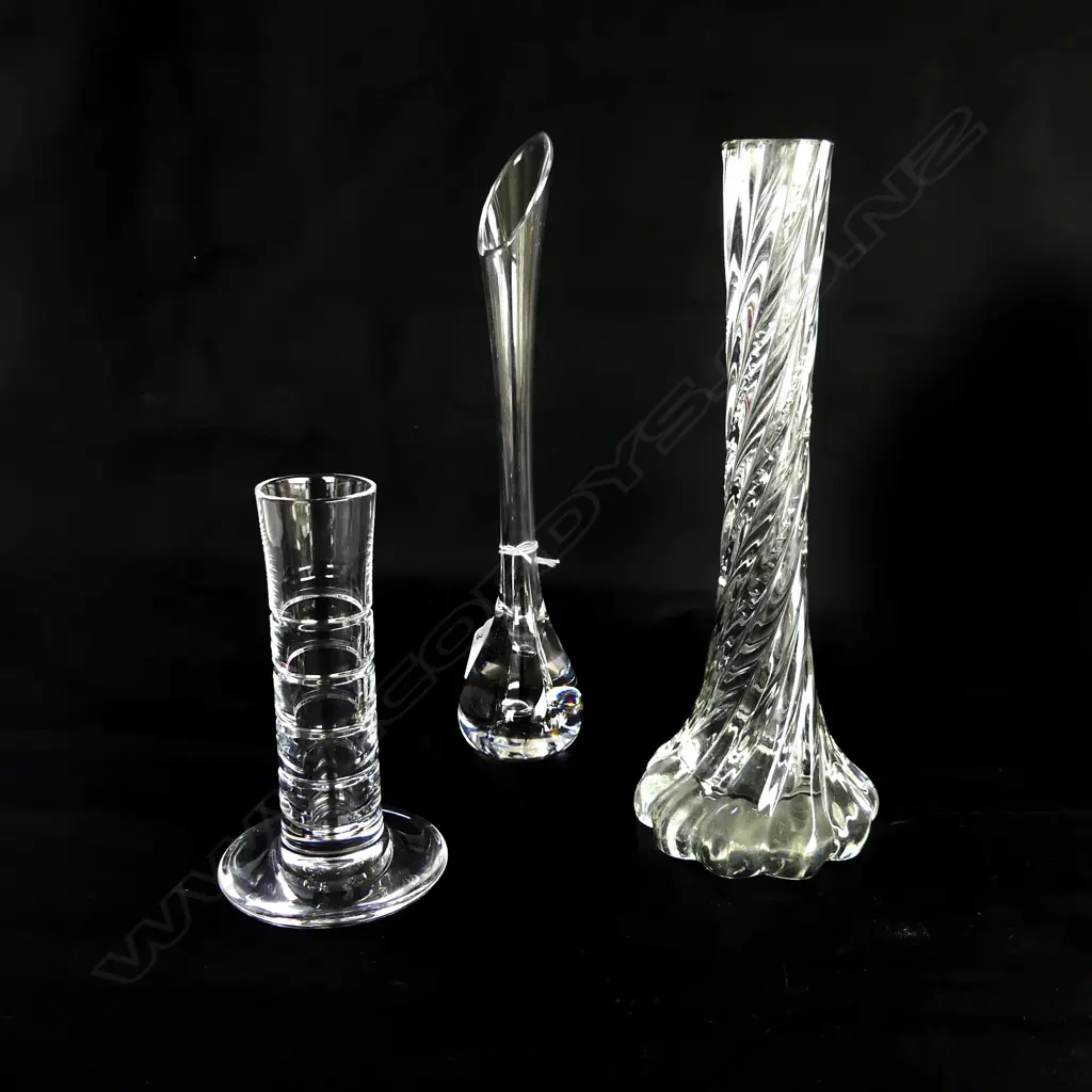3 CRYSTAL VASES, TALLEST H.290mm Image 1++