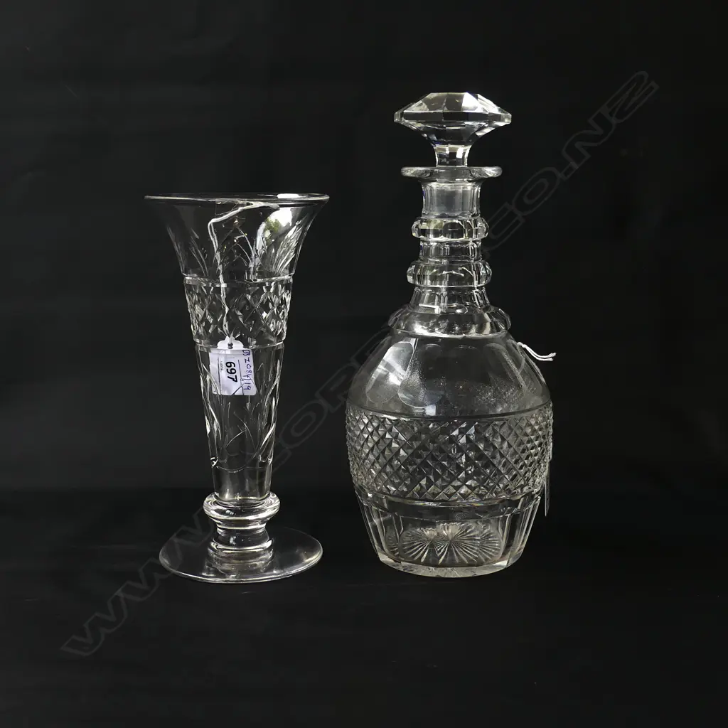 GEO DECANTER H290MM & CRYSTAL VASE H220MM Image 1++