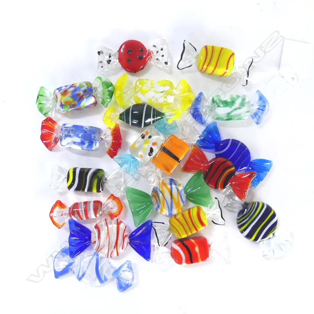19 ASST. MURANO ART GLASS LOLLIES Image 1++