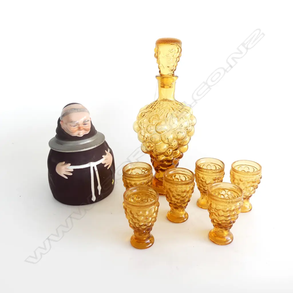 VINTAGE HUMMEL/GOEBEL FRIAR TUCK TANKARD & ITALIAN GLASS SHERRY SET, GRAPE DESIGN Image 1++