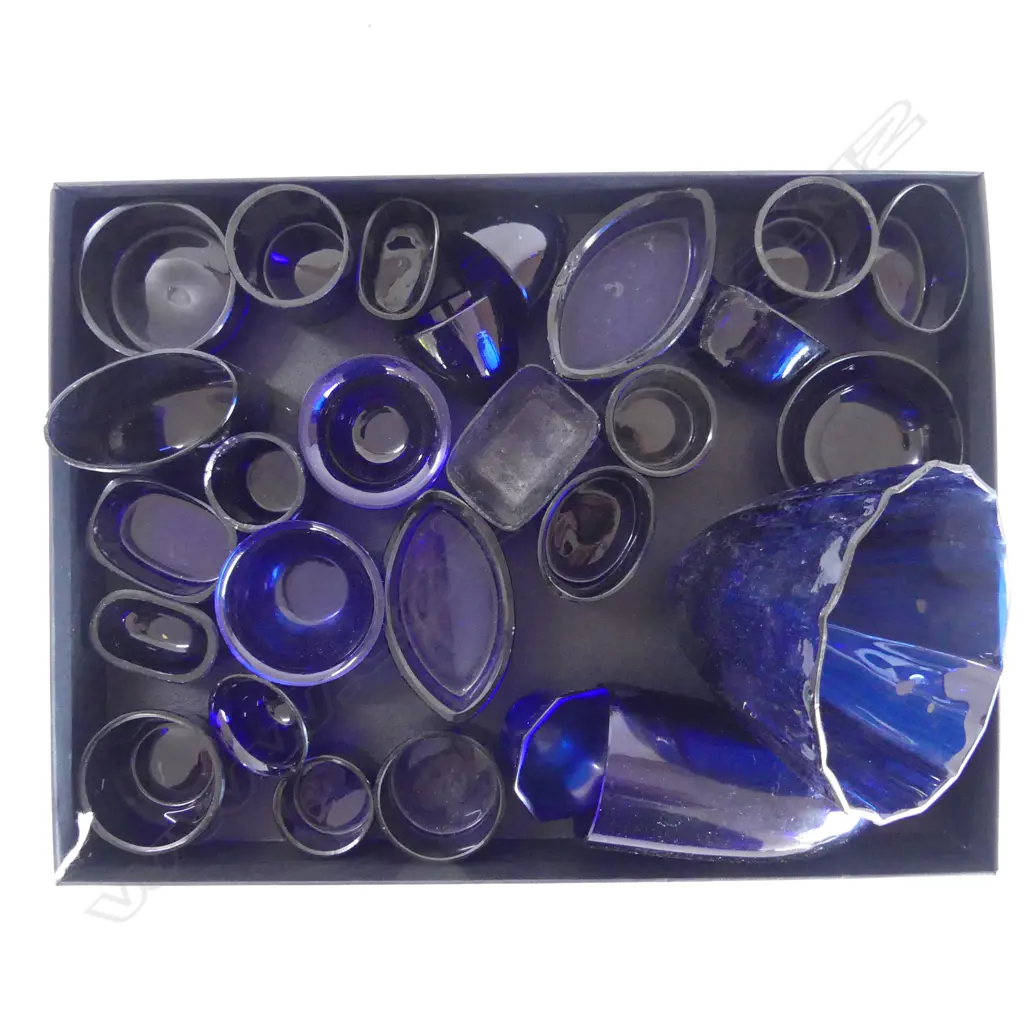 TRAY ASST. BLUE GLASS SALT LINERS Image 1++