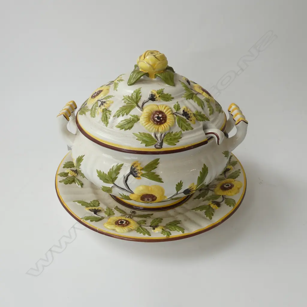 LG HAND PAINTED YELLOW FLORAL LIDDED TUREEN H.270mm ON PLATE 385mm dia Image 1++
