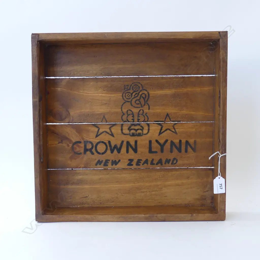 WOODEN TRAY w. CROWN LYNN STENCIL 400x400mm Image 1++