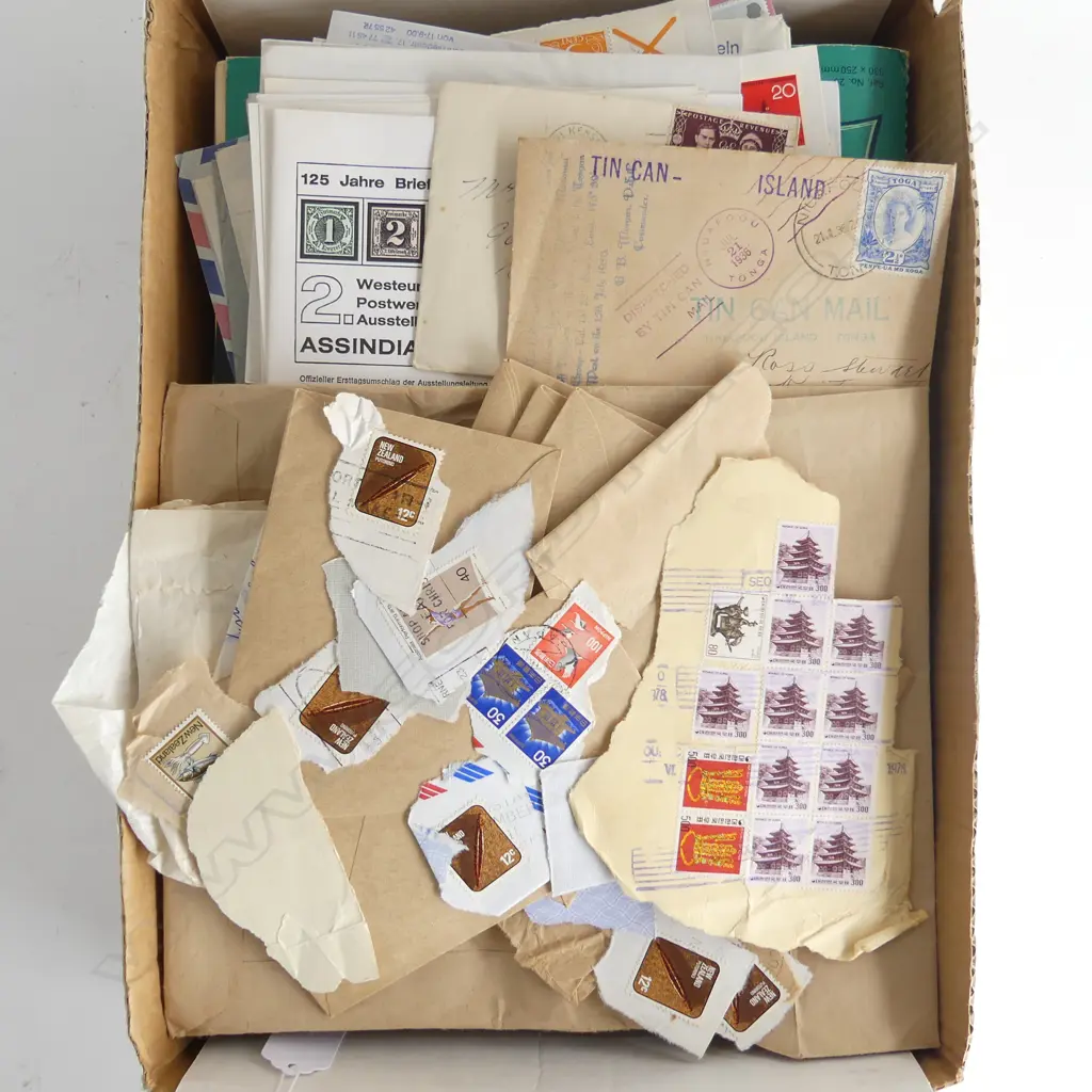 WORLD STAMP COLLECTION Image 1++
