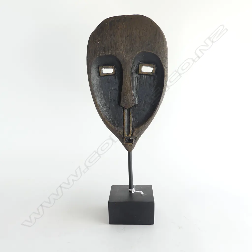 FAUX WOODEN PAINTED PLASTER TRIBAL MASK ON STAND H.405mm Image 1++