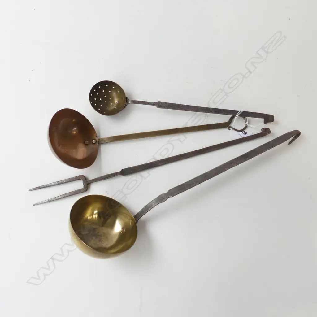 4 VINTAGE KITCHEN TOOLS; 3 LADLES + FORK L.400mm Image 1++