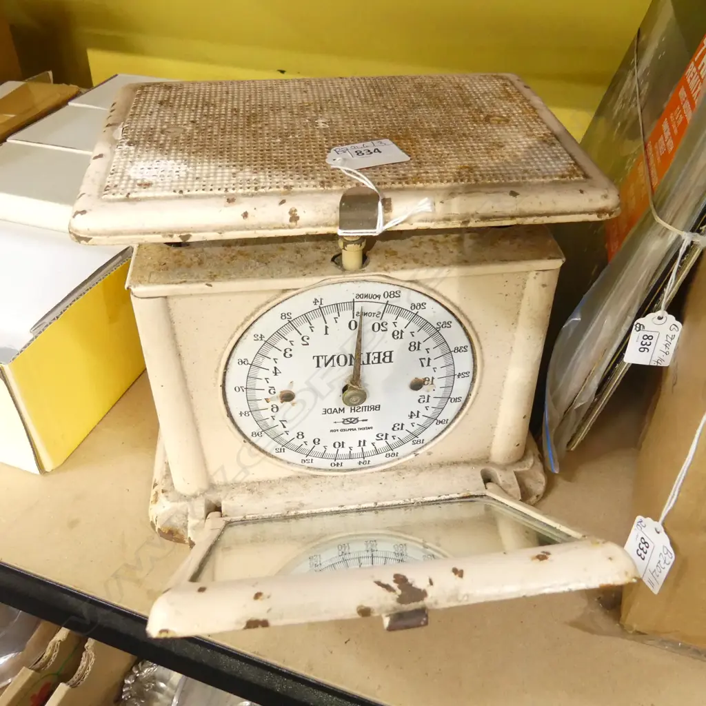 VINTAGE 'BELMONT' SCALES H.205mm Image 1++