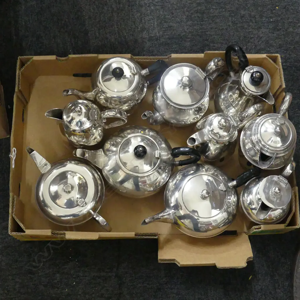 TEN VINTAGE SILVER PLATED TEA POTS & HOT WATER POTS WALKER & HALL, WATERHOUSE ETC Image 1++