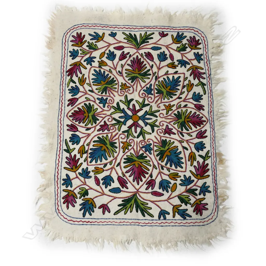 HANDMADE RUG, 900 x 1200mm Image 1++