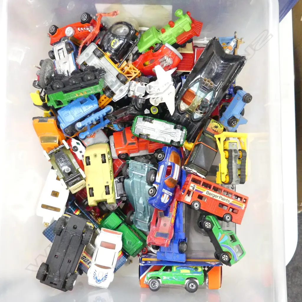 CRATE OF ASST. MODEL CARS ETC Image 1++