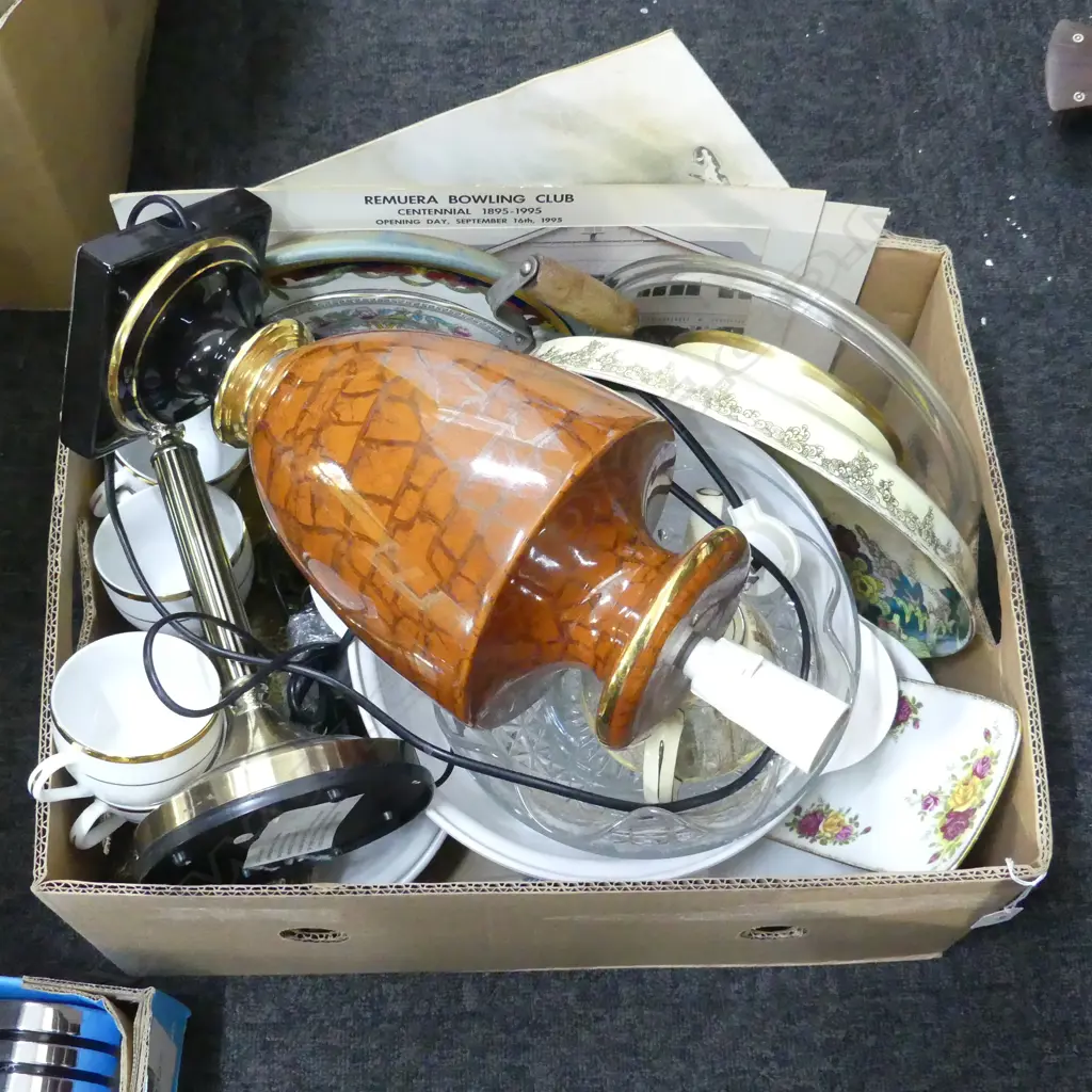 2 LAMP BASES, 3 APILCO CASSEROLES, ETC Image 1++