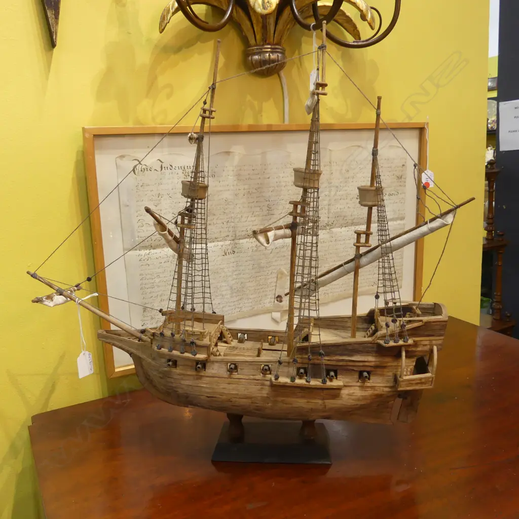 VINTAGE HAND MADE BALSA SAIL BOAT MODEL H.560mm Image 1++
