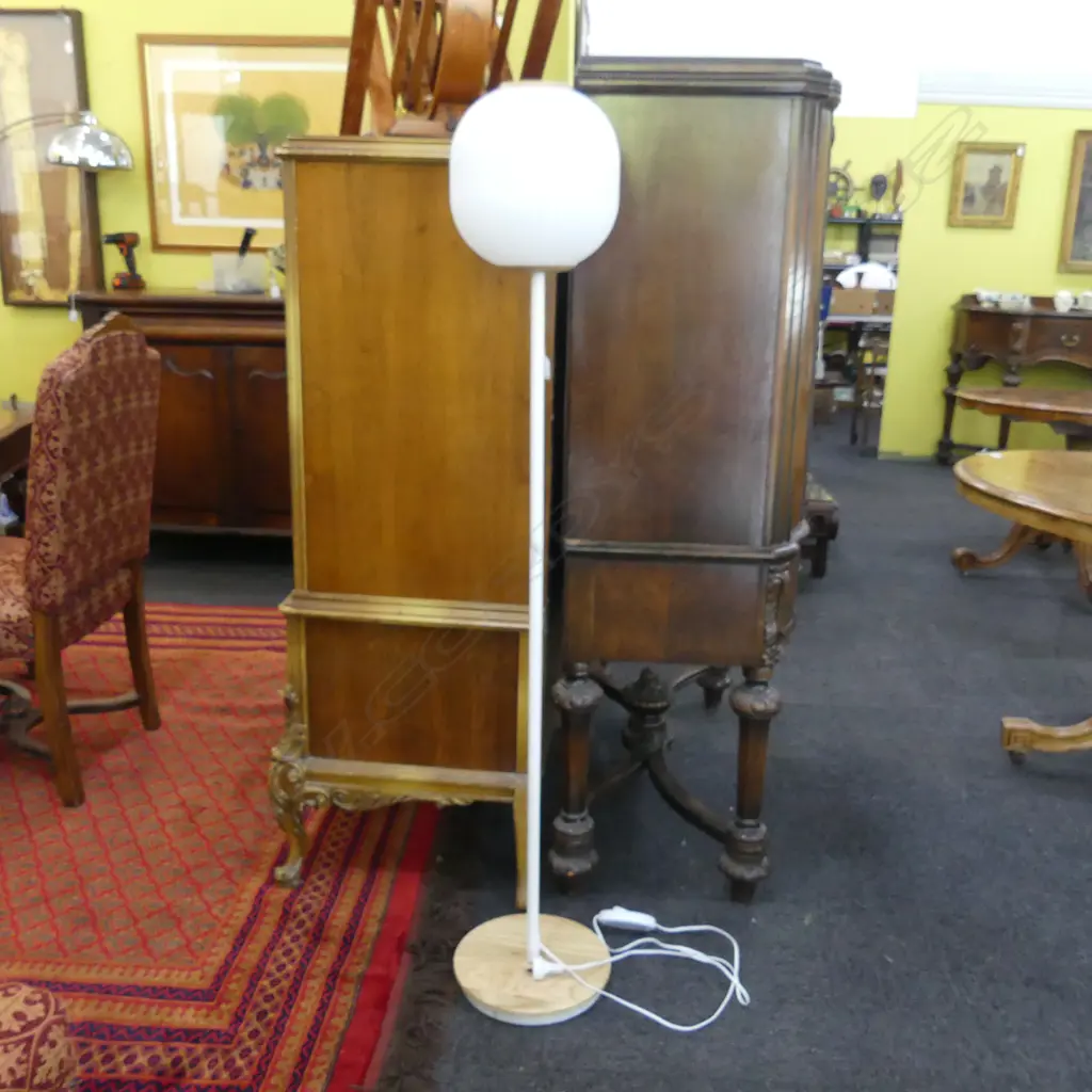 MODERN DESIGN STANDARD LAMP Image 1++