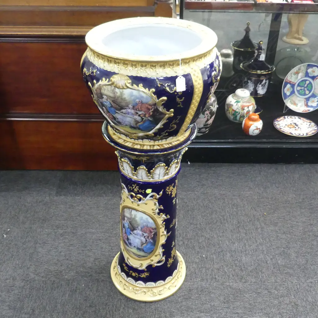 DRESDEN STYLE JARDINERE 380mm dia ON PLINTH H.660 / 930mm overall Image 1++
