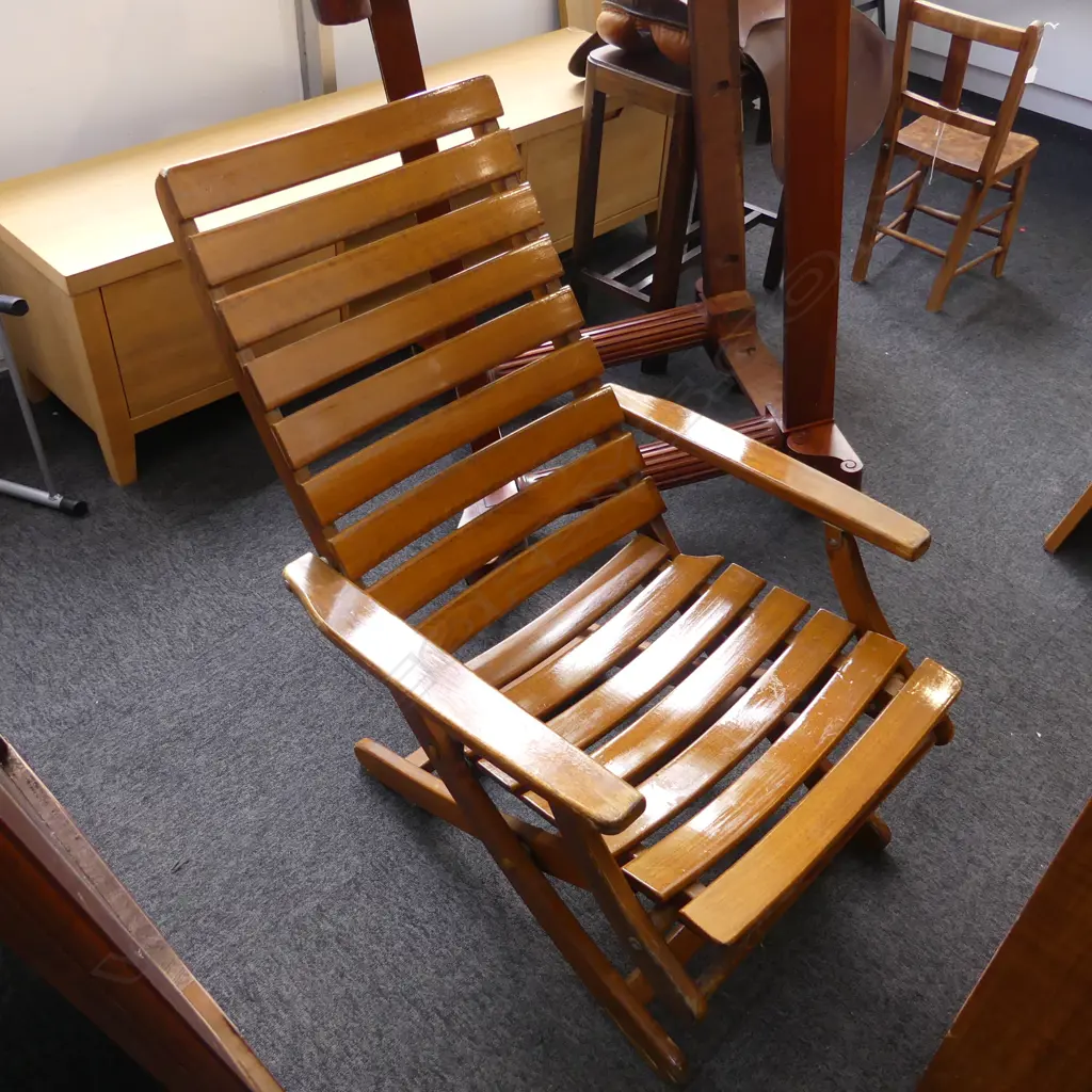PR STEAMER CHAIRS Image 1++