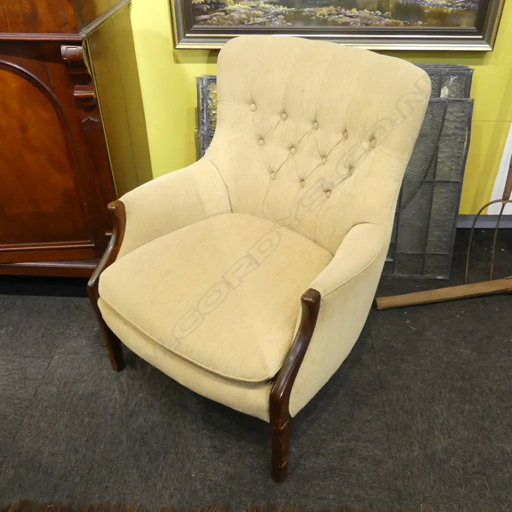 PR PALE UPHOLSTERED ARMCHAIRS Image 1++
