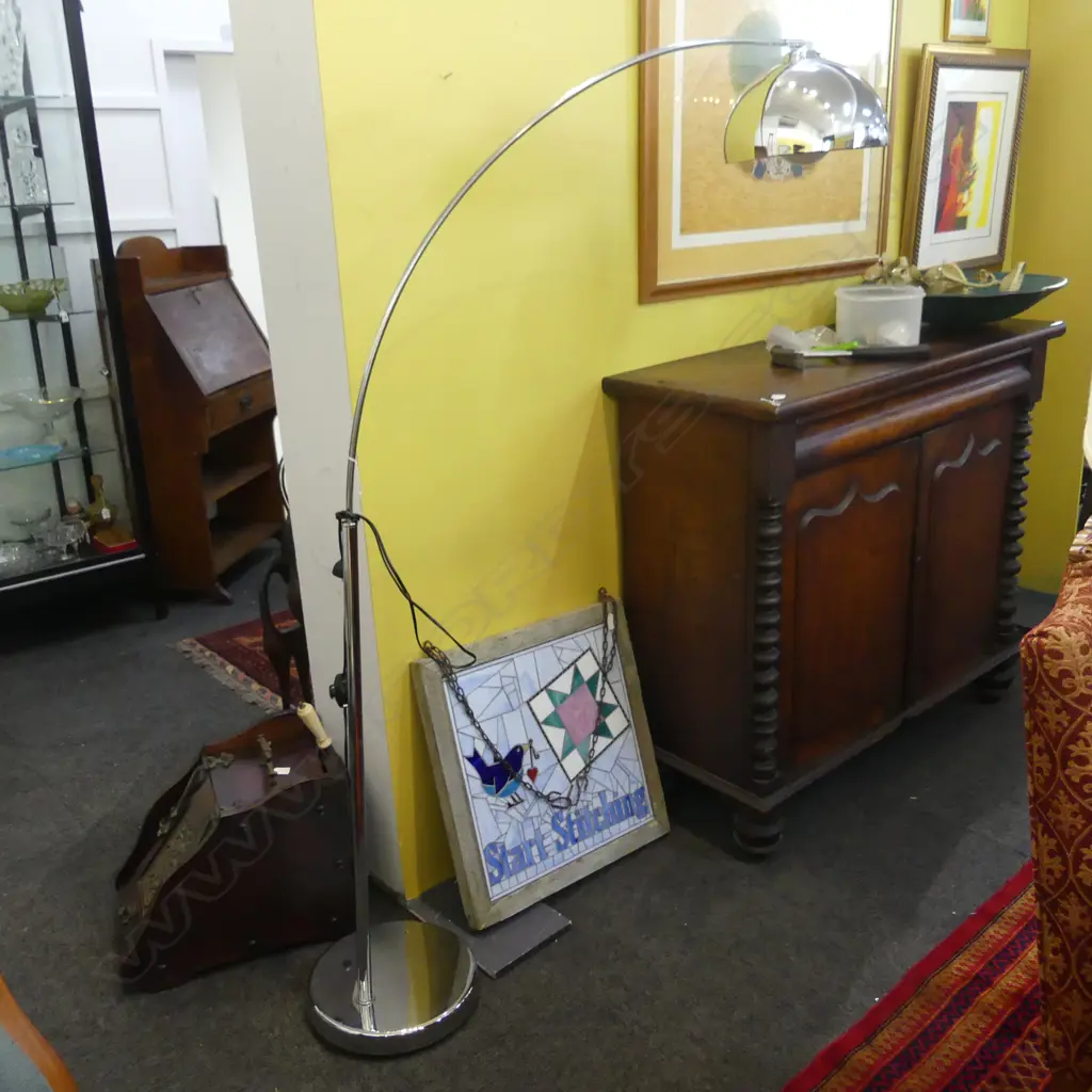 LG SILVER METAL ARCO FLOOR LAMP Image 1++