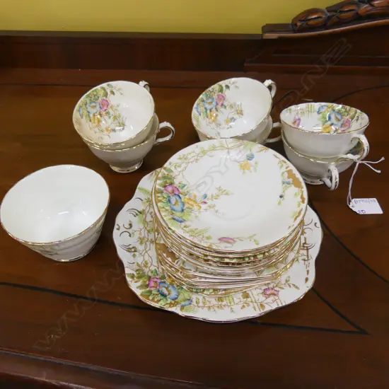 20 PCE SUTHERLAND TEA SET; 6 TRIOS, SUGAR BOWL & PLATE