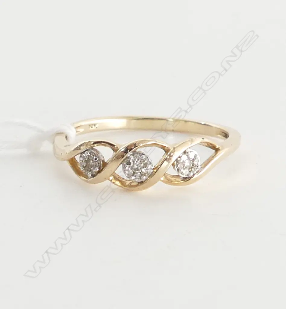 10CT DIAMOND RING 2.2 GM  SIZE T Image 1++