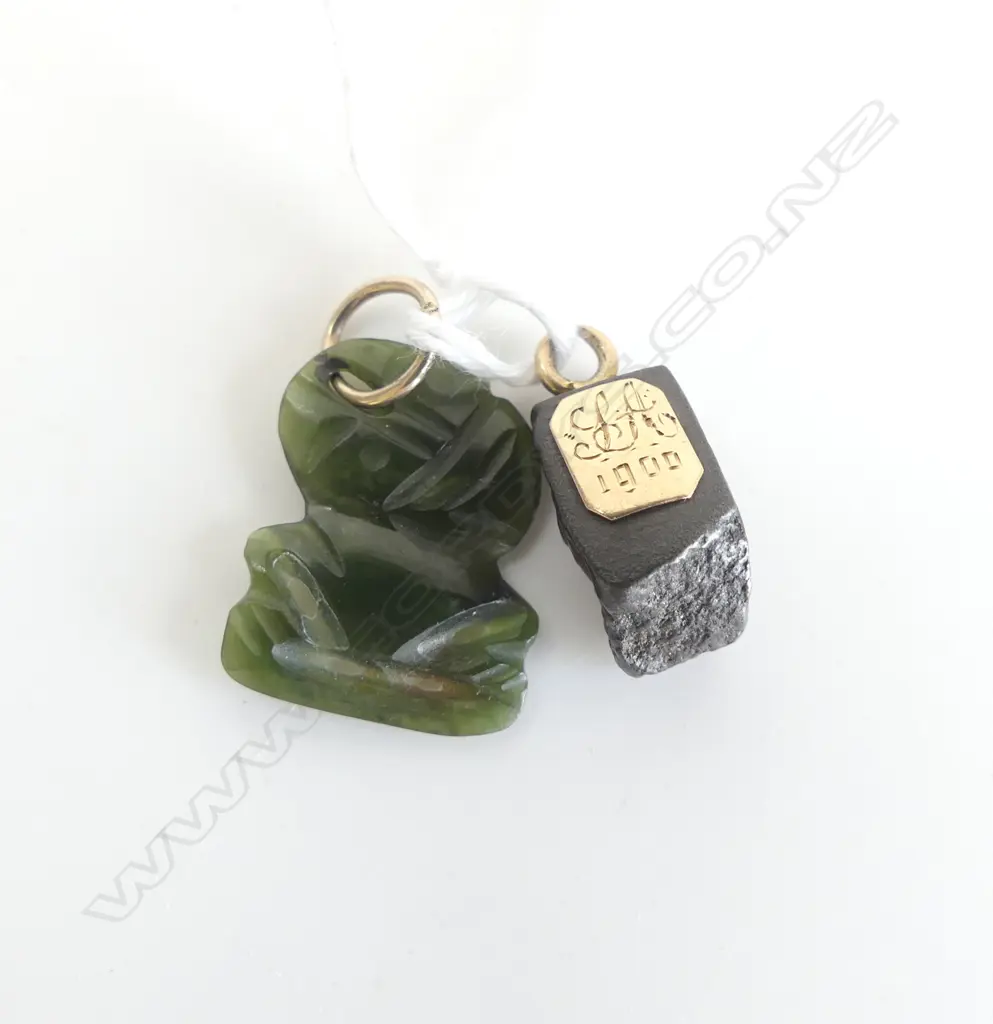 9ct GOLD MOUNTED HEAVY METAL VESTA STRIKER PENDANT + POUNAMU SMALL HEI TIKI W 9ct RING Image 1++