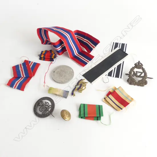 SEL. MILITARY BADGES & RIBBONS NZ ETC