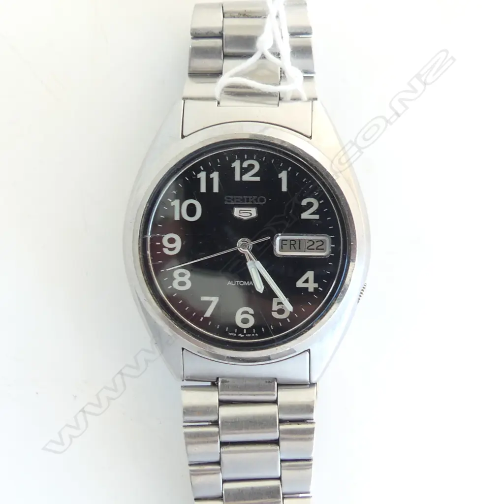 SEIKO 5 VINTAGE AUTOMATIC GENT'S WRISTWATCH stainless steel Image 1++
