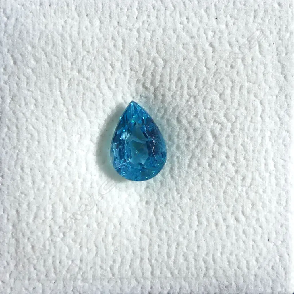 PEAR CUT 3.13ct BLUE APATITE, comes w AIG report Image 1++
