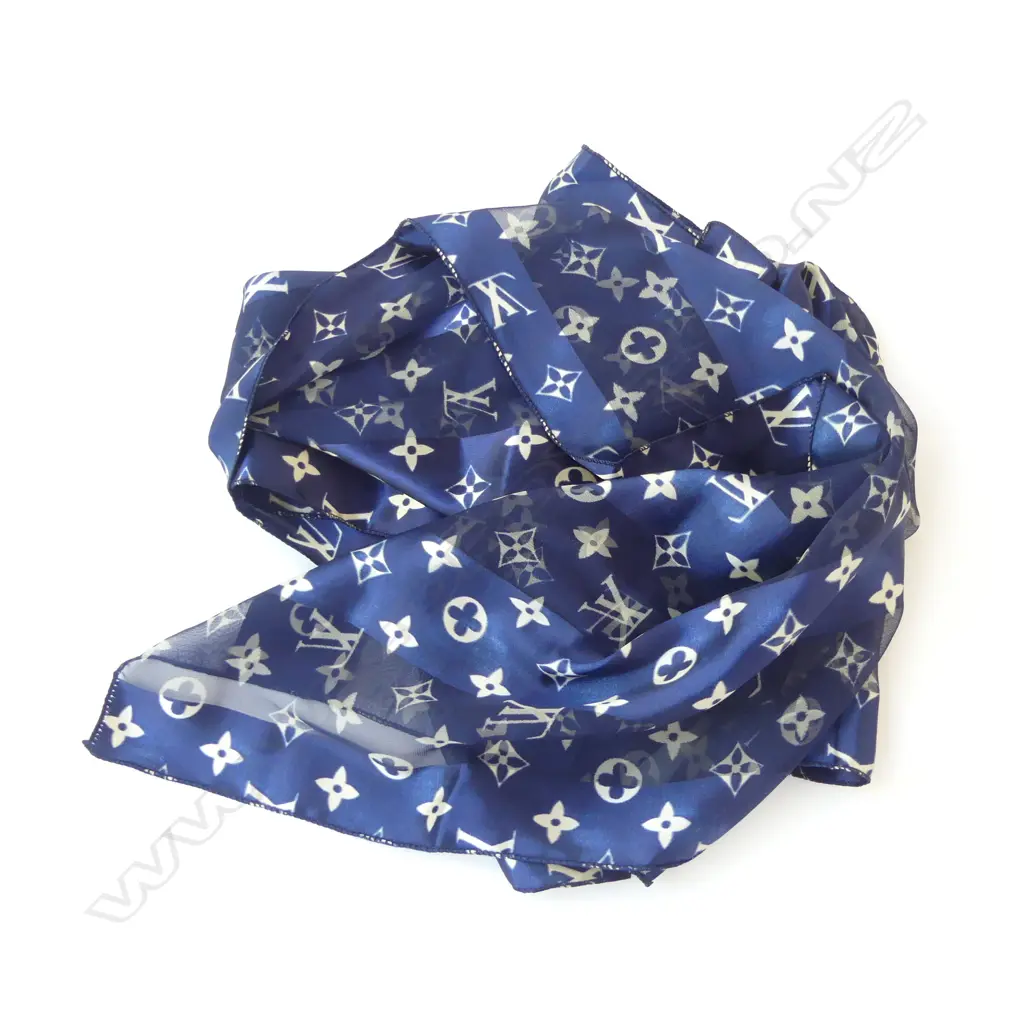 LV NAVY & CREAM LONG BLUE SCARF, COPY Image 1++