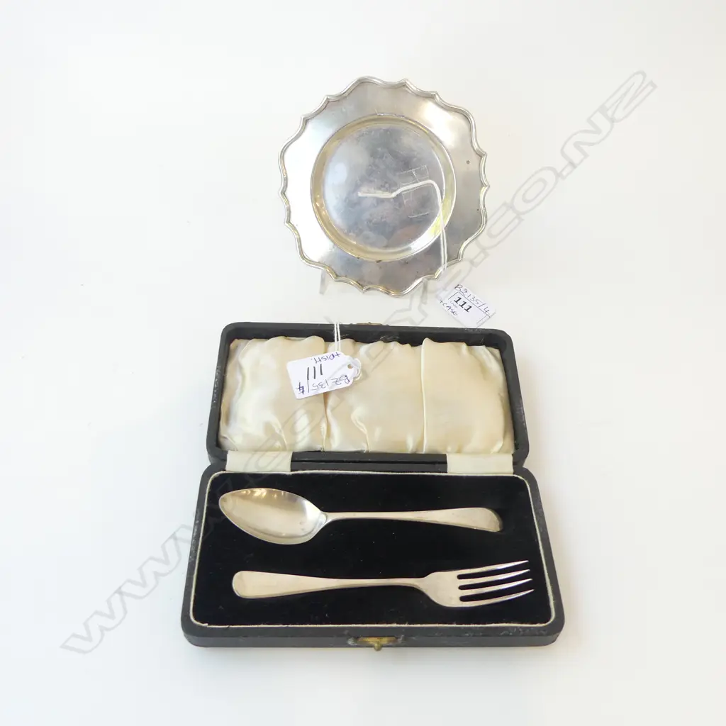 STG SILVER DISH, SHEFFIELD 1925 + CASED STG FORK & SPOON 113gms Image 1++
