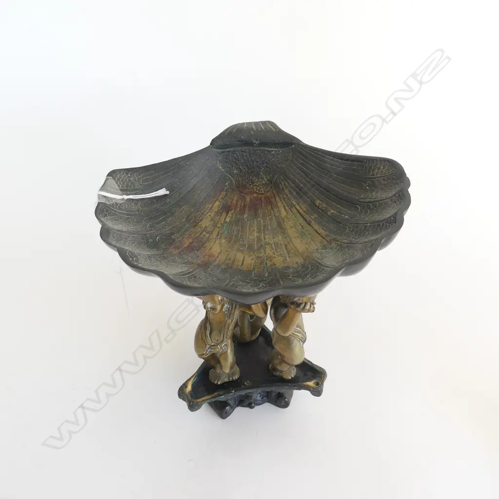 BRONZE & CAST IRON PUTTI COMPORT H170MM WITH 5 STONE EGGS Image 1++