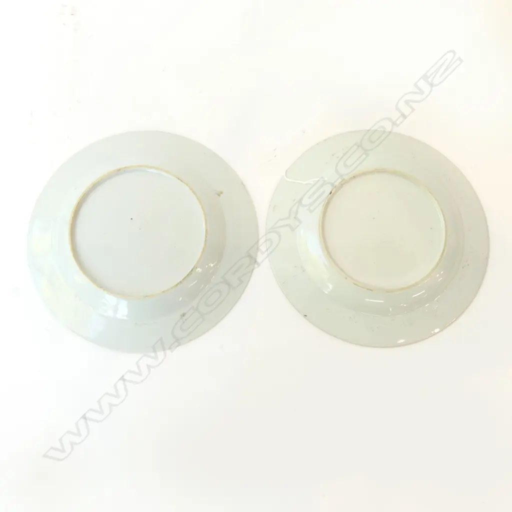 2 ANTIQUE CHINESE EXPORT PORCELAIN PLATES 230mm dia, 1  w. 140mm hairline, both with minor rim frits Image 1++